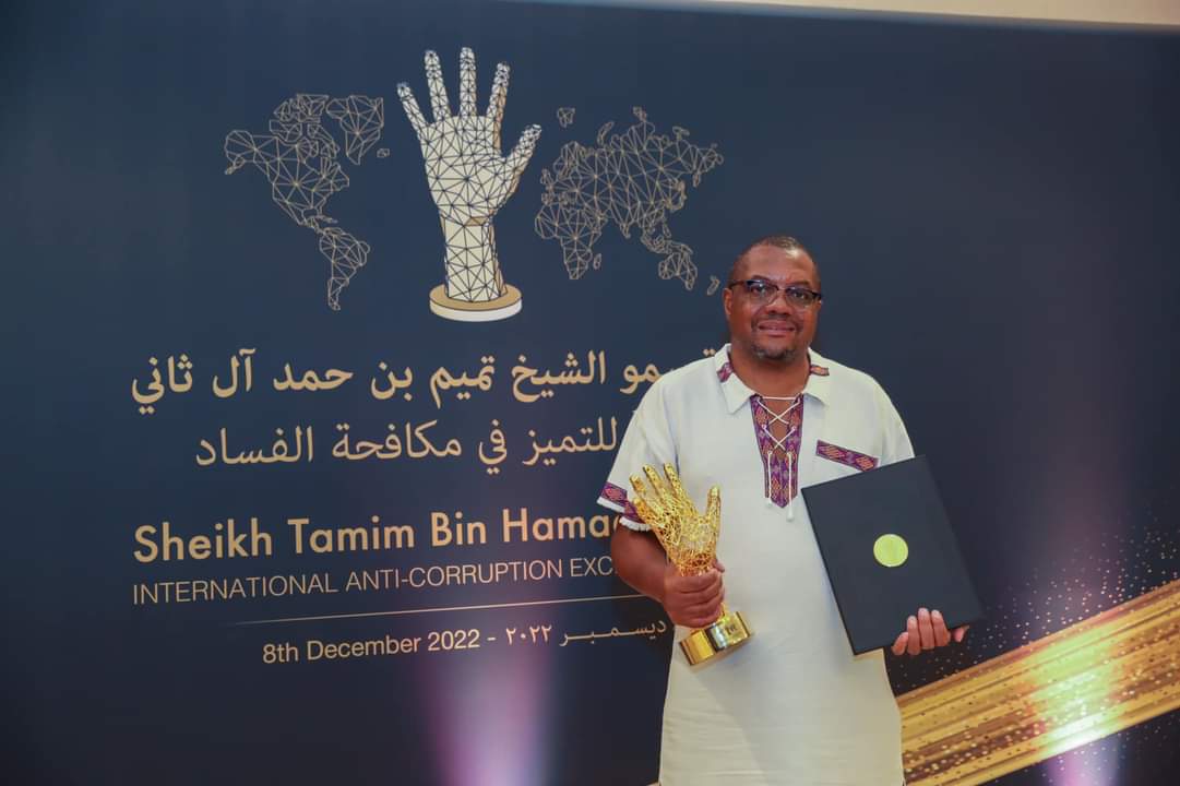 Hopewell Chin’ono Receives International Anti-Corruption Excellence Award