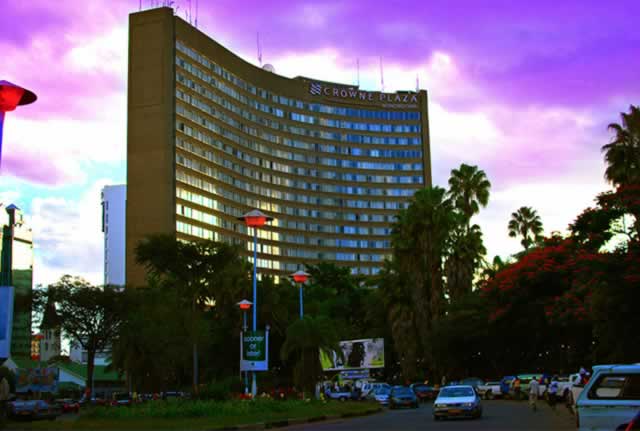 Guest falls to death from Crowne Plaza hotel room in Harare {Watch}