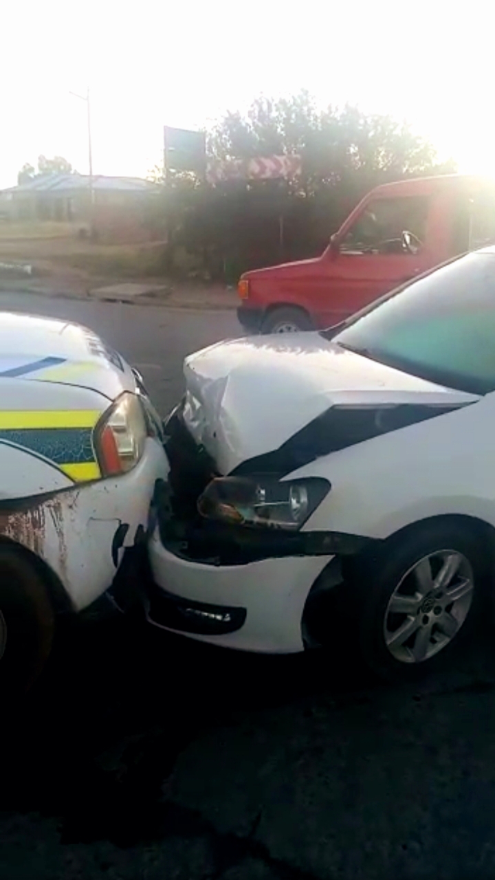 Watch: Drunk Police Officer Crashes Service Vehicle Into VW Polo