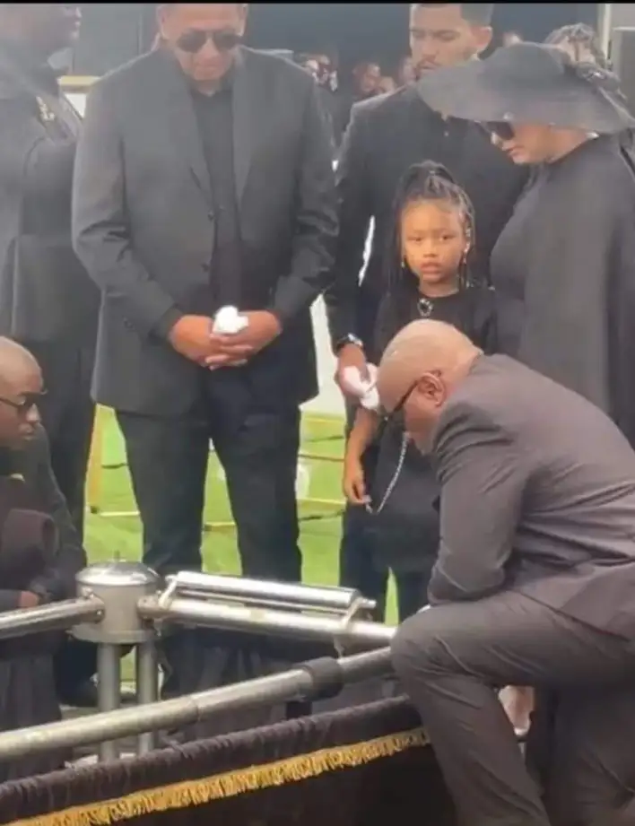 Mzansi Angry At 'Zimbabwean' Grave Digger For Filming AKA's Grave