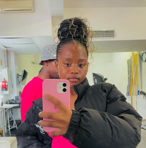 Naledi Aphiwe receives new phone from her American dad, Chris Brown