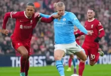 Liverpool's Virgil van Dijk marking Manchester City's Erling Haaland in their drawn match at Anfield on March 10, 2024 (Image: ZimLive)